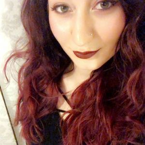 Meet your Posher, Valerie